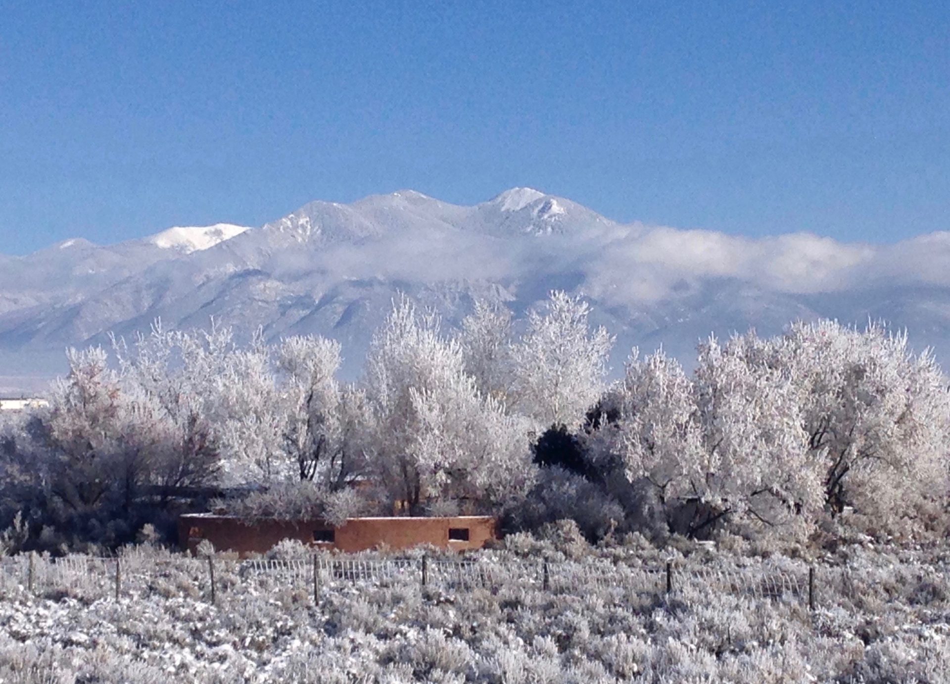 taos-mountain