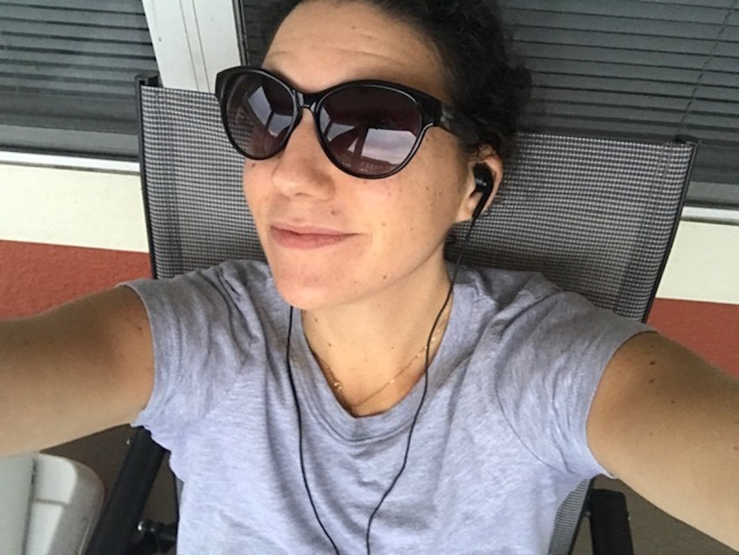 mary-on-balcony